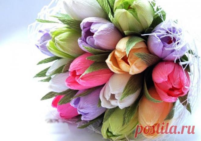 Делаем тюльпаны из гофрированной бумаги