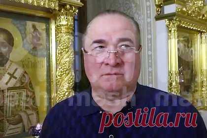 Владелец клуба «Мутабор» подарил мощи Николая Чудотворца храму напротив Кремля. Предприниматель Михаил Данилов, владелец клуба «Мутабор», где прошла скандальная вечеринка блогерши Анастасии Ивлеевой, подарил фрагменты мощей святого Николая Чудотворца храму иконы Божией Матери «Знамение» на Шереметевом дворе. Церковь расположена в центре Москвы в Романовом переулке напротив Кремля.