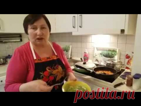Фрикадельки с гречкой с соусом..