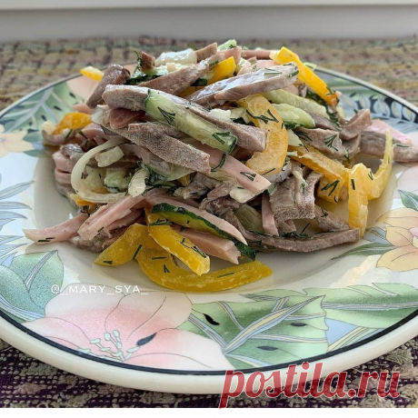 @pp_mari__food поделился(-ась) фото в Instagram: "КОРОЛЕВСКИЙ САЛАТ «БОЛТУН»⁣⁣ Вес салата 1060 гр⁣⁣ КБЖУ на 100 гр 94/8,2/5/3,9⁣⁣ 🔹Ингредиенты:⁣⁣ - Язык вареный - 250 гр⁣⁣ - Ветчина - 200…" • 5 Окт 2020 в 2:23  UTC 2,328 отметок «Нравится», 12 комментариев — ПП Рецепты (@pp_mari__food) в Instagram: «КОРОЛЕВСКИЙ САЛАТ «БОЛТУН»⁣⁣ Вес салата 1060 гр⁣⁣ КБЖУ на 100 гр 94/8,2/5/3,9⁣⁣ 🔹Ингредиенты:⁣⁣ -…»