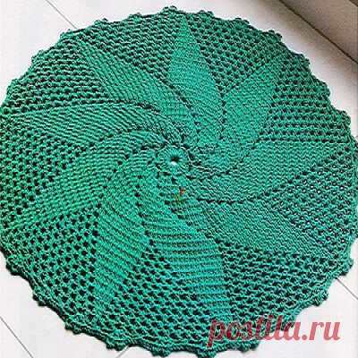 Коврик с узором "Солнце".