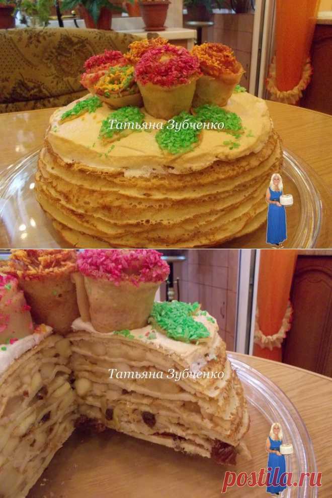 Блинный пирог с изюмом, бананами и яблоками