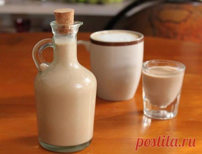 Вкуснейший крем-ликер к празднику Такой вкуснятины Вы еще не пробовали! Ингредиенты: Водка — 500 млСгущенное молоко — 1 банкаРастворимый кофе — 4 ч. л.Ванильный сахар — по вкусуТеплая вода — 300 млСахар — 250 г Приготовление: Растворяем сахар в воде...