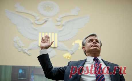 Глава ФБР уйдет в отставку до инаугурации Трампа. Глава ФБР Кристофер Рэй уйдет в отставку в январе, до того, как Дональд Трамп вступит в должность президента США.