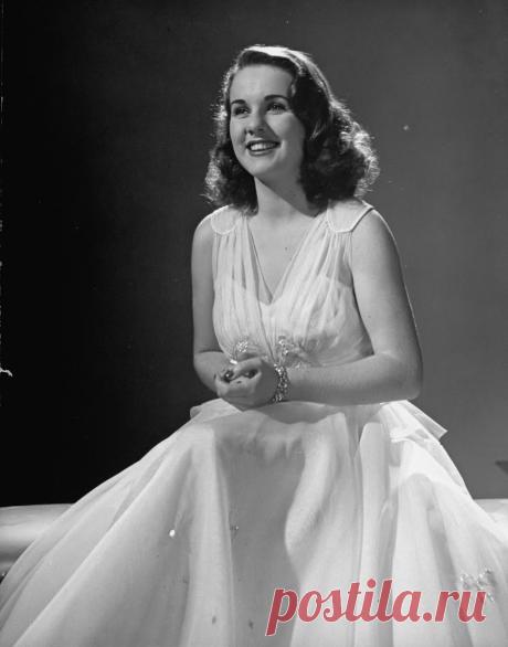 Дина Дурбин