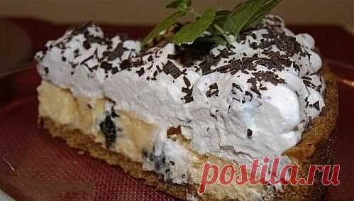 Очень простой американский пирог с черносливом.