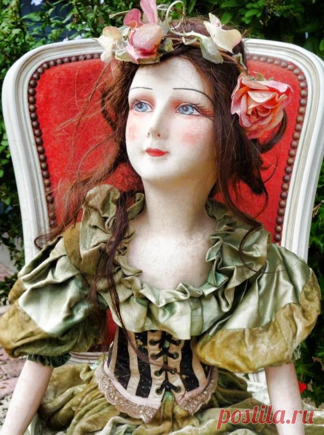 Boudoir Doll Madness