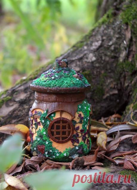 Осенний домик-  Баночка