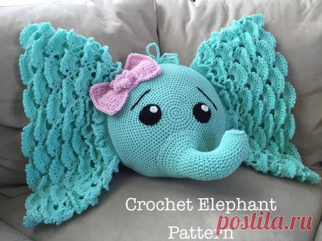 Crochet Elephant Pillow with Pattern - Take a look at this beautiful Josefina Crochet Elephant Pillow, what a gorgeous design it is. This would be so cute on a rocking chair in a nursery.
