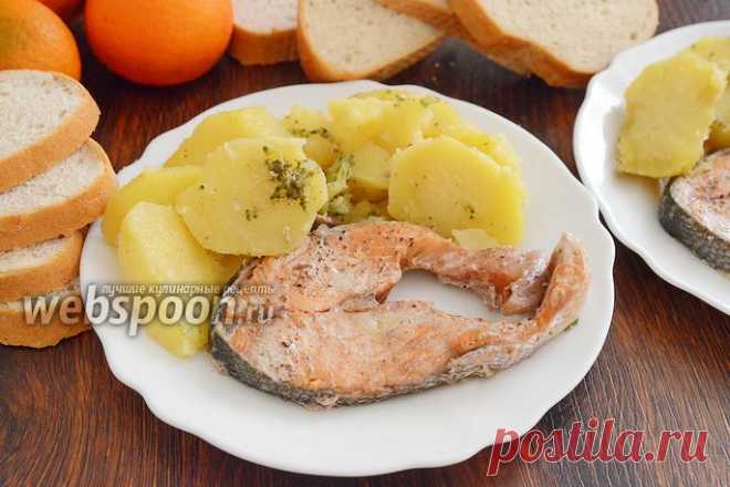 Кета в духовке с картошкой