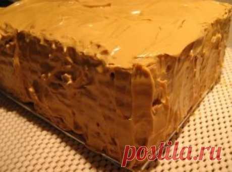 ТОРТ ИЗ ПЕЧЕНЬЯ БЕЗ ВЫПЕЧКИ
Это вкус нашего детства. Все просто, быстро и очень вкусно!
Понадобится:
✔Печенье «Юбилейное» (или подобное) - 1 кг;
✔Сгущенное молоко (варенное) – 400 г;
✔Масло сливочное – 200 г;
✔Ванилин
Приготовление:
Масло взбить добела. Добавить варенное сгущенное молоко, ванилин и ещё раз хорошенько взбить.
Печенье укладываем на твердую основу (поднос) рядами и смазываем кремом, в том числе и по бокам.
Несколько печений покрошить и посыпать торт.
И все! Приятного аппетита.