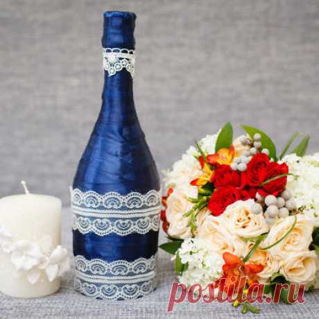 Украшение бутылок своими руками: способы и стили декора