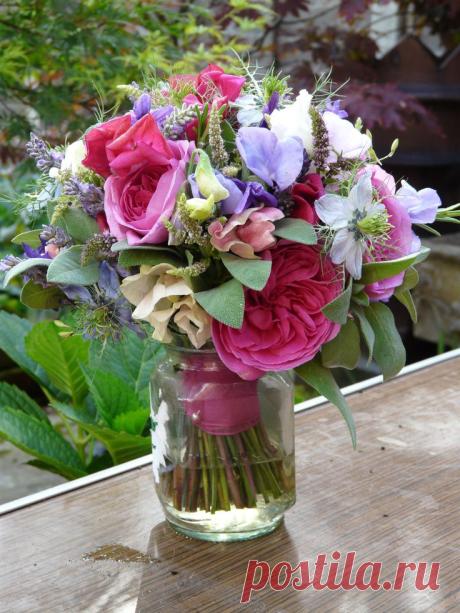 Найдено на сайте catkinflowers.co.uk.