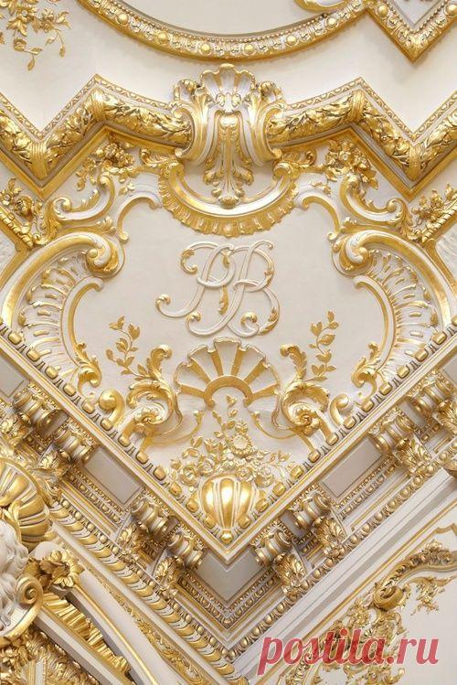 Versailles  |  Pinterest