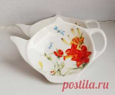 Винтаж: Два фарфоровых блюдца-подставки под кружку или стакан купить в интернет-магазине Ярмарка Мастеров по цене 260 ₽ – X72OQRU, Тарелки винтажные, Рошаль - доставка по России Винтаж: Два фарфоровых блюдца-подставки под кружку или стакан в наличии в интернет-магазине на Ярмарке Мастеров - 55757402. Тарелки винтажные от Antiq-vintag. Размер: 7*8 см (без носика и ручки)
Вес: 82 г. Материал: фарфор. Гарантированная доставка по всей России. Отзывы реальных покупателей и фото