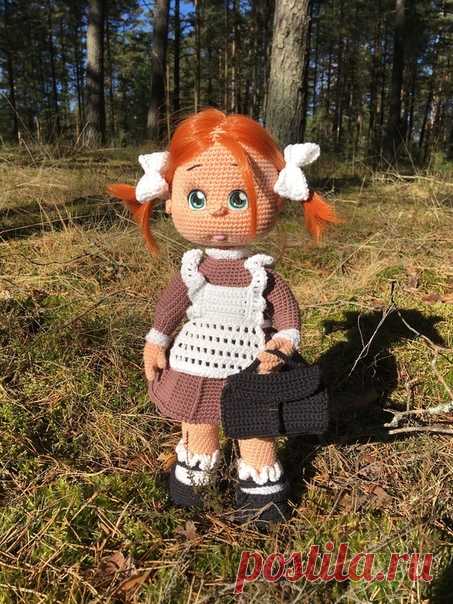 Перкоклашка. Вязаная игрушка крючком.
#первоклашка #Вязанаяигрушкакрючком #Вязанаякуклакрючком. #кукла. #вязание. #вязанаяжизнь. #амигурумиигрушка. #амигурумикукла.   #вашиработы