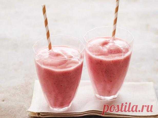 Смузи из замороженных ягод