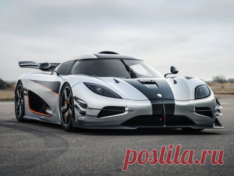 Знаете ли Вы, что? Koenigsegg One:1 установил новый рекорд по разгону с нуля до 300 км/ч и полной остановке (0-300-0). Шведский гиперкар разогнался с места до 300 км/ч за 11,922 секунды, а затем полностью остановился за 6,03 секунды. В итоге на все про все ему потребовалось 17,95 секунды.
