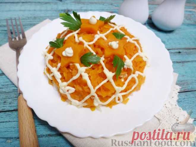 Рецепт: Слоёный салат с курицей, морковью и дайконом на RussianFood.com