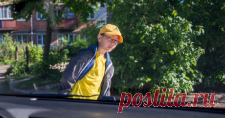 «Авто Mail.Ru» публикует серию наглядных советов, как избежать наезда на юного участника дорожного движения