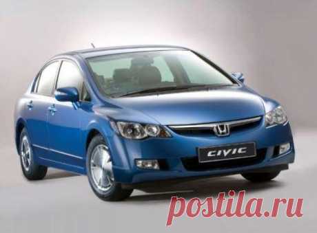 Какое масло заливать в двигатель Хонда (Honda) разных моделей Какое моторное масло заливать в двигатели автомобилей Хонда. Выбор масла для Honda SRV, Civic, Honda Fit, Accord, Insight, Stream, рекомендуемые объемы заливки, оптимальная вязкость.
