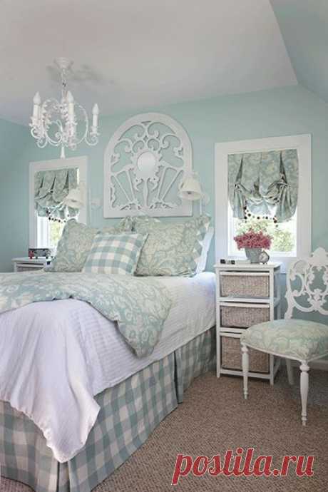 Do-it-yourself decor lets you customize your home, apartment, condo, or room without completing a full-scale remodel. Choose from our collection of easy, budget-friendly DIY projects for…