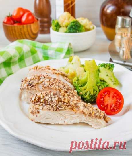 ​Куриные грудки с миндальной корочкой