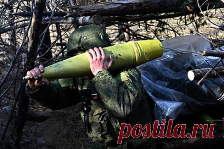 Российские военные сорвали девять попыток ротации ВСУ. ВС РФ на донецком направлении сорвали девять попыток ротации ВСУ. Об этом сообщил глава пресс-центра группировки «Восток» Александр Гордеев, его заявление приводит Министерство обороны России. Ротация должна была пройти в районе населенных пунктов Новодонецкое, Урожайное, Старомайорское и Равнополь.