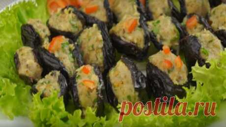 Мидии из чернослива — закуска, которая первой исчезает со стола
Весьма отличная закуска!
Ингредиенты:
петрушка — 1 пучок
сыр — 100 г
чеснок — 2 зубчика
яичные желтки — 2 шт
грецкий орех — 50 г
майонез — 2 ст. л.
чернослив — 300 г
листья салата — пучок…