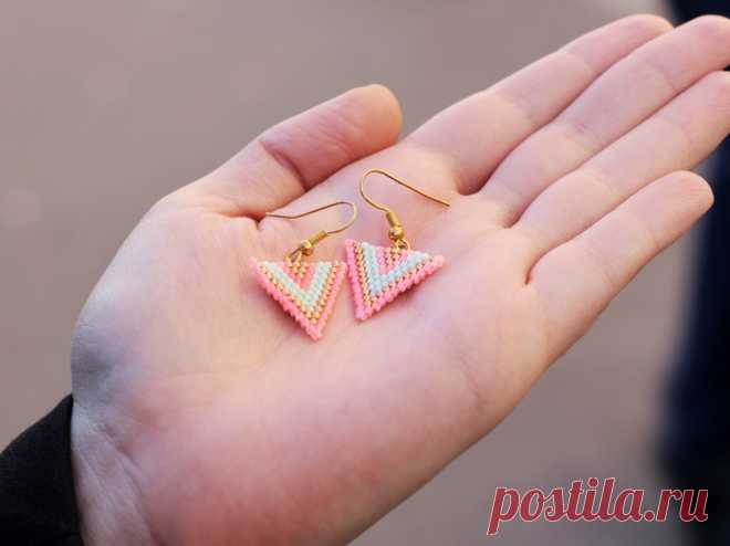 DIY : boucles d’oreilles en perles tissées - Mes Dernières Lubies