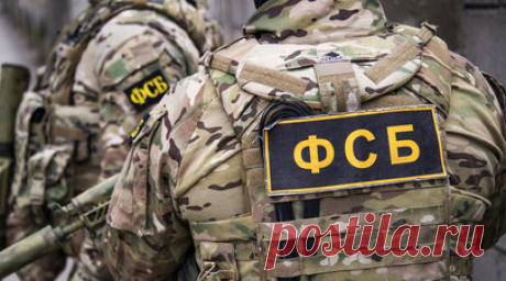 ФСБ: в России выявили 62 подпольные оружейные мастерские. В ФСБ заявили, что сотрудники спецслужбы вместе с МВД России и Росгвардией за два месяца выявили 62 подпольные мастерские по модернизации оружия и изготовлению боеприпасов. Читать далее