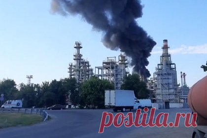 Названа предполагаемая модель атаковавшего российскую часть беспилотника. Воинскую часть в Калужской области мог атаковать беспилотник китайского производства Skyeye. Предполагаемую модель называет Telegram-канал «Военный осведомитель». По словам очевидцев, атаковавший 7 октября аэродром Шайковка БПЛА был большого размера. Он использовались ВСУ при атаках ранее.