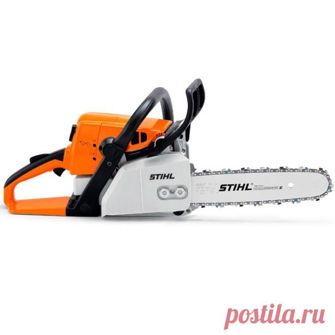 Бензопила MS 230 14" будет вам незаменимым помощником в разрешении любых задач на вашем участке. Эта модель прекрасно подойдет для распиловки брусьев, досок, проведения строительных работ, возведения  ограждений из древесины. Мотопилу можно использовать при сезонной обрезке многолетних растений, спила старых деревьев, заготовке дров на зиму. Агрегат оснащен антивибрационной системой для повышения качества реза. Полные технические характеристики смотрите на сайте.