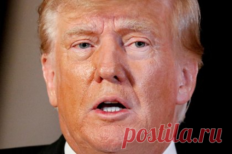 Трамп осудил финансовую помощь США Украине. Бывший президент США Дональд Трамп заявил, что продолжение финансовой помощи Украине грозит негативными последствиями. По его мнению, будущая поддержка Киева только затягивает конфликт. «Но продолжение вливания денег означает оттягивание урегулирования», — подчеркнул экс-президент.