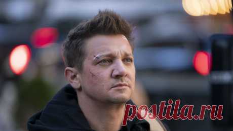 Джереми Реннер