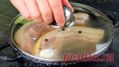 Друг из Белоруссии, показал способ приготовления грудинки,о котором мало кто знает: варить грудинку по этому рецепту не нужно. | Вкусные Советы | Дзен