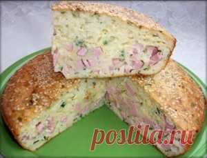 Заливной пирог с колбасой и сыром