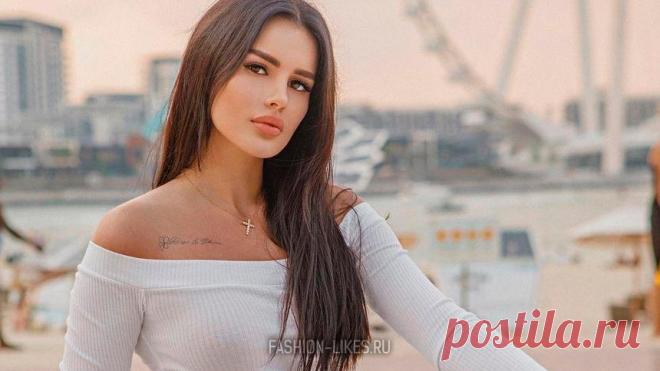 Кеды за 60 тысяч, а ремень — 30. Как дорого одевается 15-летняя москвичка
Саша и Макс — основатели проекта «Дымоход» — вышли на Арбат в поиске очередных участников для своего шоу «Сколько стоит шмот?». Как всегда, парни ищут самых стильных и дорого одетых модников и модниц. И сегодня в кадре Карина Аракелян — популярный тиктокер и видеоблогер, которая в свои 15 лет за месяц зарабатывала шестизначные суммы на […]
Читай дальше на сайте. Жми подробнее ➡