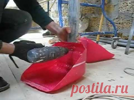 Как сделать совок для сбора черники из бутылки