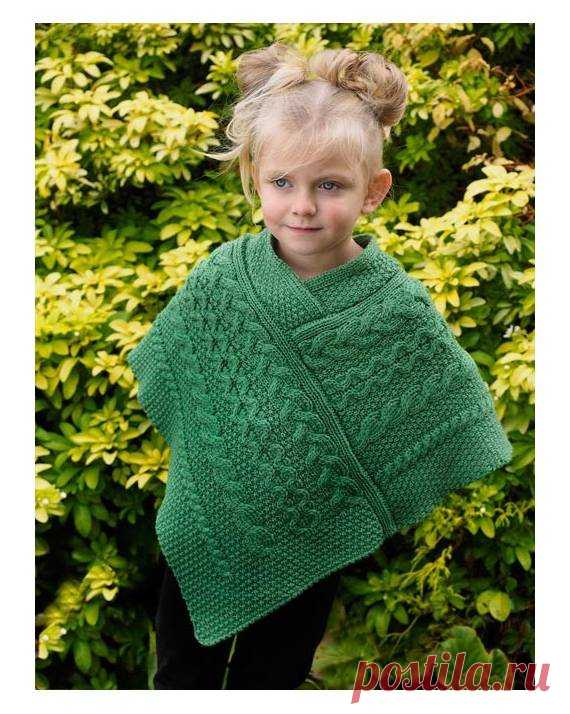 CHILDREN'S PONCHO SH4563 Made from 100% Merino Wool
This beautiful poncho is a child's version of our very popular Aran cape Poncho SH4272.  Made with merino wool, it is very warm and comfortable to wear. Lovely addition for any child's wardrobe.
Colours Available: Marl Green, Natural and Pink
Sizes Available: Small (1-3yrs) Medium (4-7yrs) Large (8-12yrs)