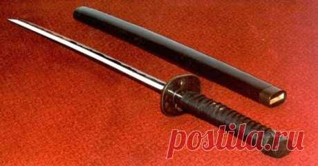 Первые железные мечи были завезены на Японские острова во 2-й половине 3 века китайскими торговцами с материка / Speleologov.Net - мир кейвинга