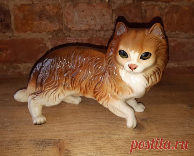 Статуэтка Рыжая кошка. Европа. 20 век Фарфор.
Высота : 150 мм. Основание : 245 х 100 мм.

Цена :  7500 руб.

Купить сейчас :  

#СтатуэткаРыжаяКошка #РыжаяКошкаЕвропа
#СтатуэткаКошка20век
#СтатуэткаРыжаяКошкаФарфор