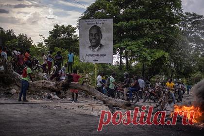 Ямайка отказалась выдавать Гаити главного подозреваемого в убийстве президента. Власти Ямайки отказались выдавать Гаити колумбийца Марио Антонио Паласиоса, одного из главных подозреваемых в убийстве президента республики Жовенеля Моиза. Задержанного в октябре гражданина Колумбии депортируют 3 января на родину. Руководство Гаити направляло официальный запрос на выдачу Паласиоса.