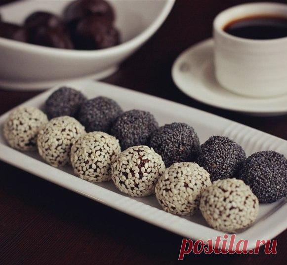 👀 5 рецептов полезных домашних конфет для детей