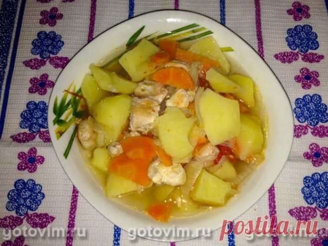 Жаркое в горшочках. Рецепт с фото Если хочется быстро приготовить вкусное, ароматное блюдо как из русской печки, то рецепт жаркого в горшочке как раз для вас. Повторить тот самый вкус способен керамический горшочек, в котором так же, как в печке, пища томится, а не жарится. Продукты в рецепте рассчитаны на один керамический горшочек объемом 500 мл.


