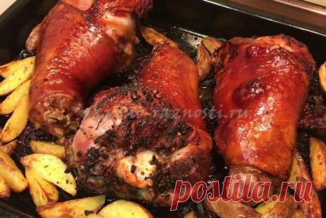 Как готовить свиную рульку в духовке с картошкой. | ВКУСНО РАЗНОСТИ | Яндекс Дзен