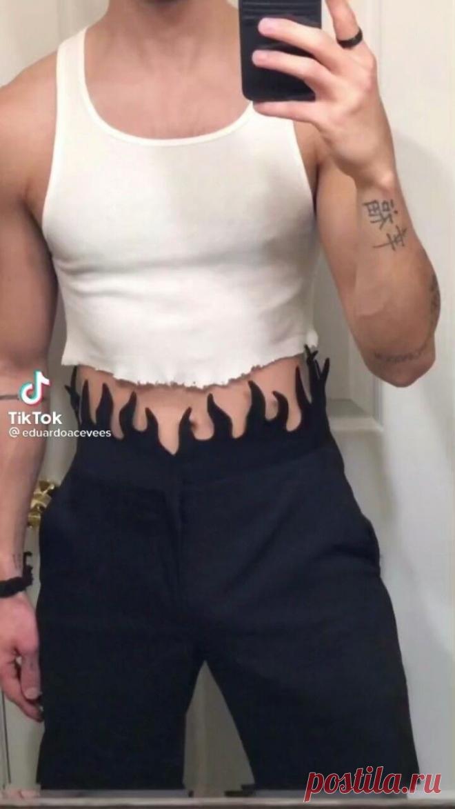 Штанишки - огонь!. 
 
 Не самое практичное, но красивое решение пояса брюк. Тем более мужских!