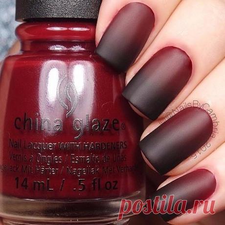 Матово Бордо