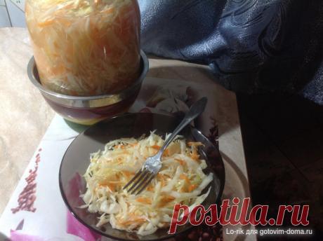 Квашеная капуста (мамина).- с черным перцем и лаврушкой