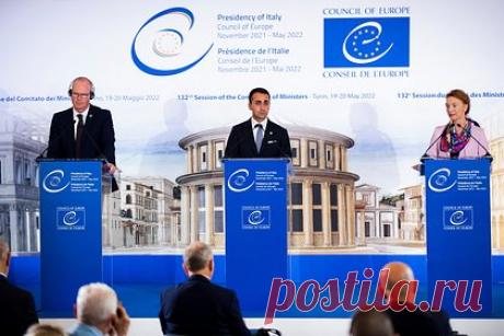 В России объяснили причины пересмотра договоров с международными организациями. Причиной пересмотра Россией отношений с международными организациями стало несоблюдение ими договоров и антироссийская риторика, заявил депутат Госдумы Дмитрий Белик. Ранее глава МИД РФ Сергей Лавров заявил, что Москва кардинально пересматривает свои обязательства перед международными организациями.